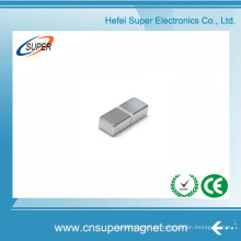 China bloque de Rectangular neodimio sinterizado N42 magnético